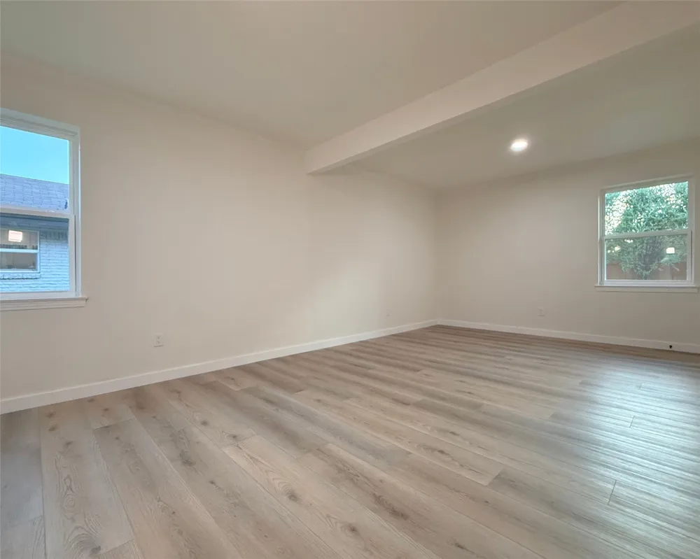12911 Mitchwin Road Farmers Branch, TX 75234