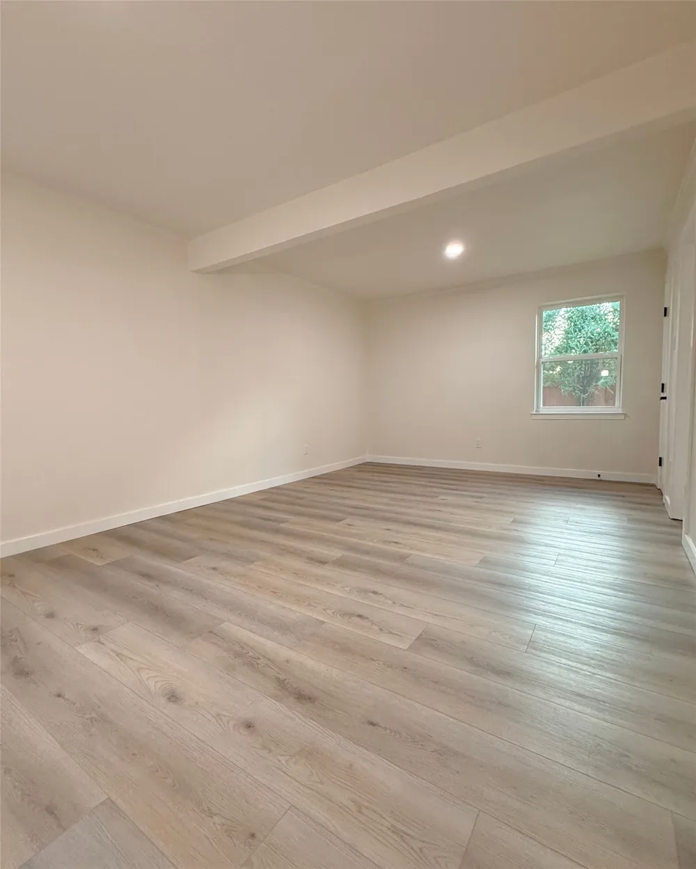 12911 Mitchwin Road Farmers Branch, TX 75234