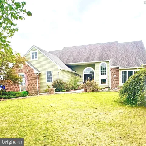 206 FAIRVIEW DRIVE