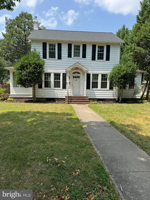 529 E LOOCKERMAN STREET