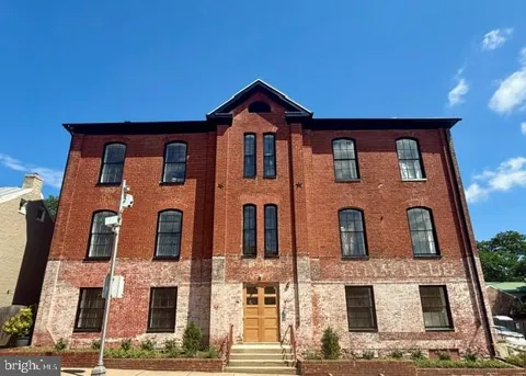 101 W SOUTH STREET