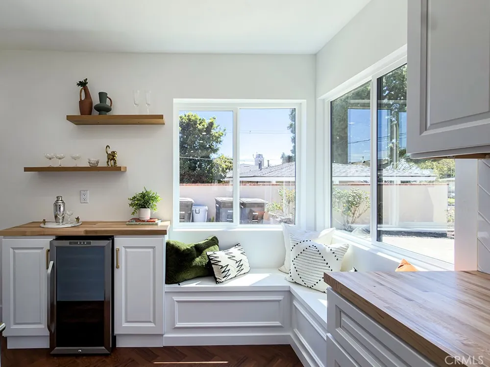 527 Park Orange, CA 92867