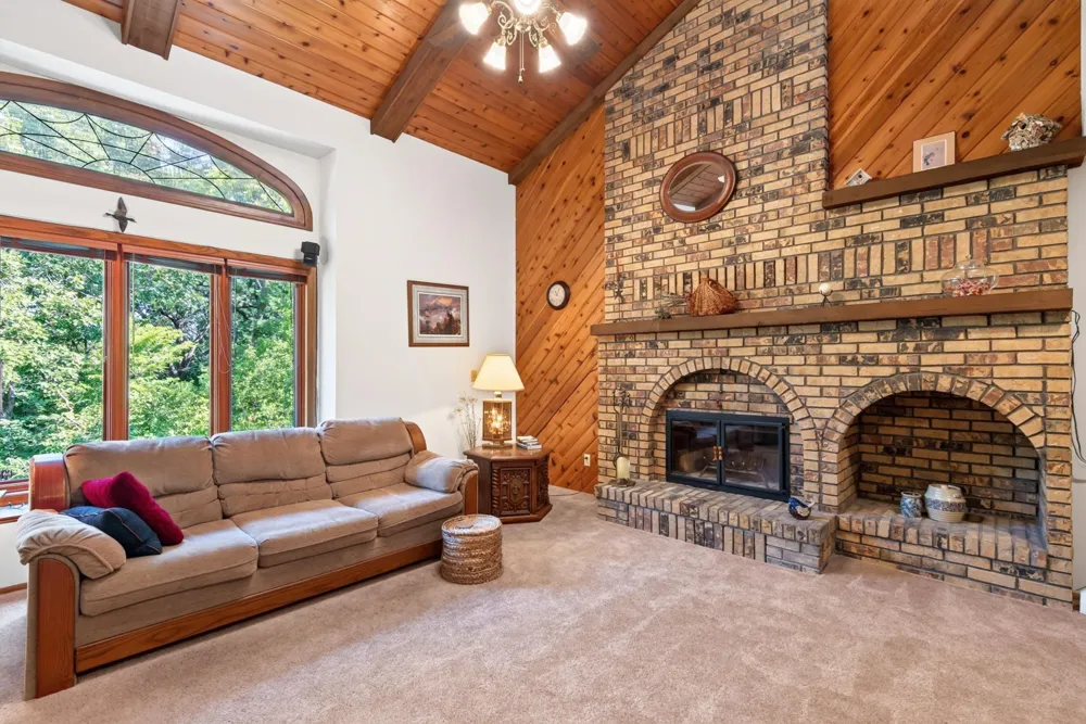 2940 Torchwood Drive New Brighton, MN 55112