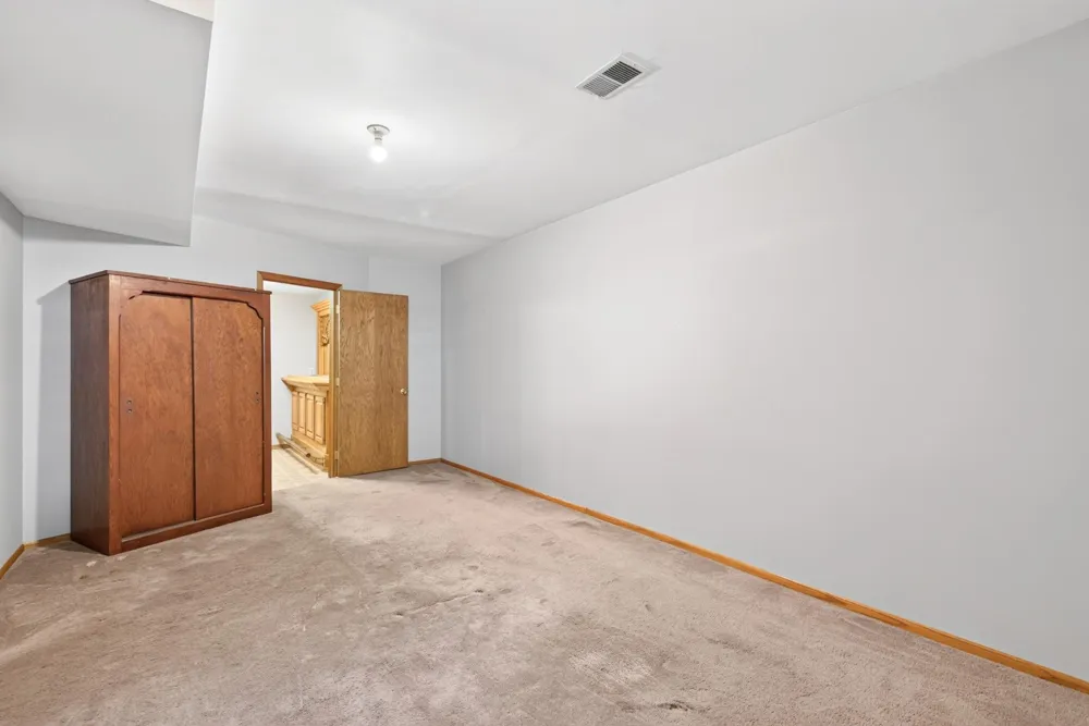 2940 Torchwood Drive New Brighton, MN 55112