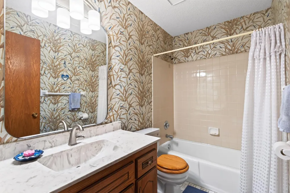 2940 Torchwood Drive New Brighton, MN 55112