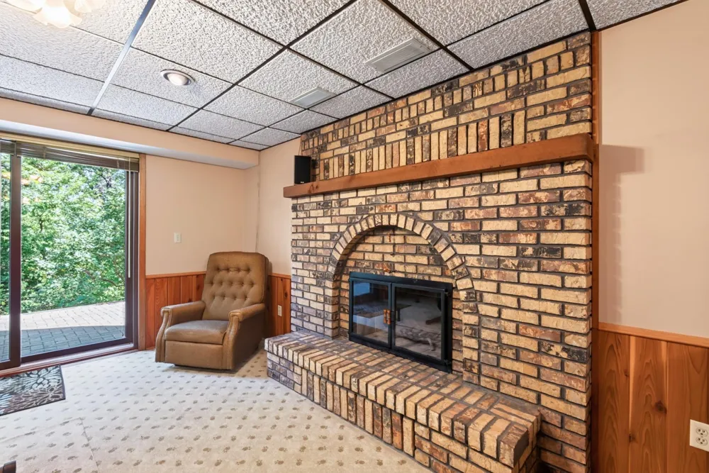2940 Torchwood Drive New Brighton, MN 55112