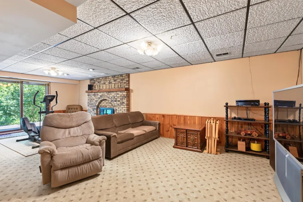 2940 Torchwood Drive New Brighton, MN 55112