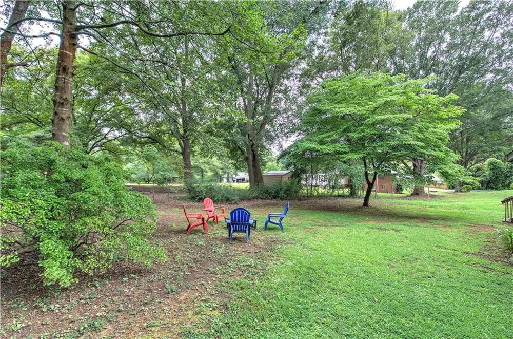 16 Jones Mill Place Cartersville, GA 30120