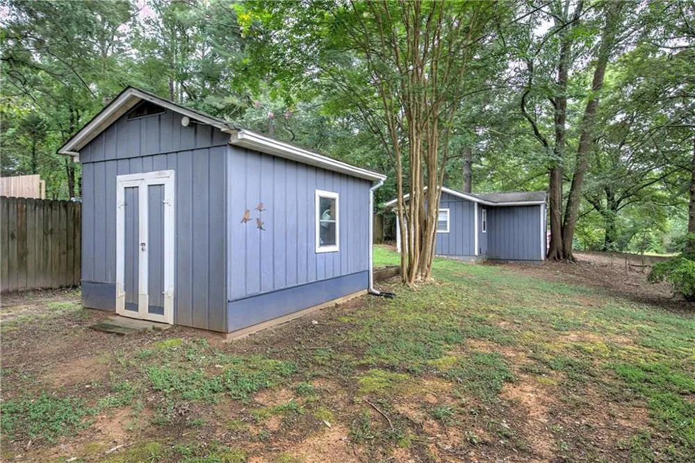 16 Jones Mill Place Cartersville, GA 30120