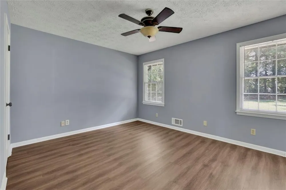 1686 NORTON ESTATES DRIVE Snellville, GA 30078