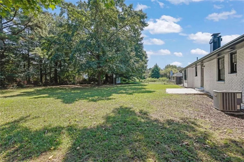 1686 NORTON ESTATES DRIVE Snellville, GA 30078