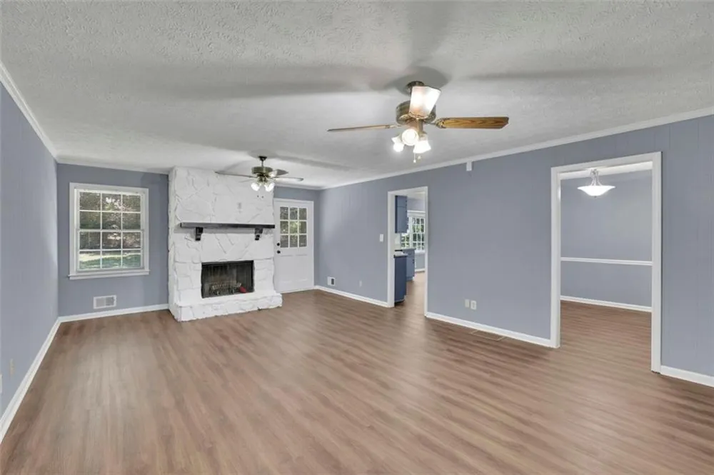 1686 NORTON ESTATES DRIVE Snellville, GA 30078