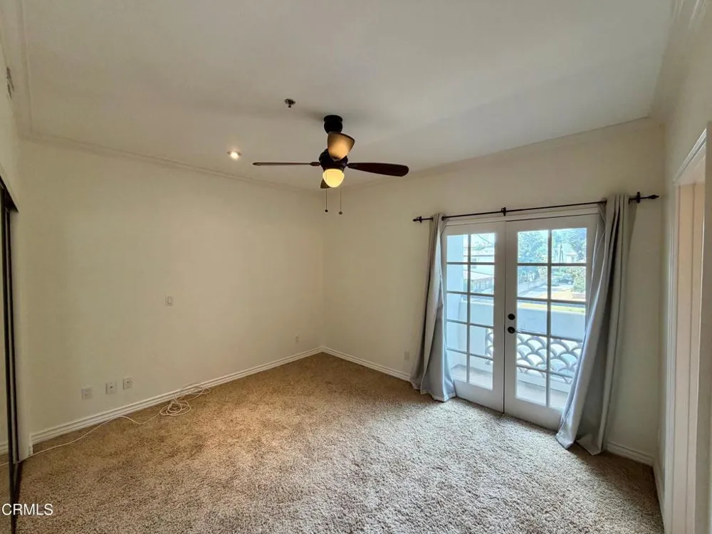 156 S Oak Knoll Avenue #201 Pasadena, CA 91101
