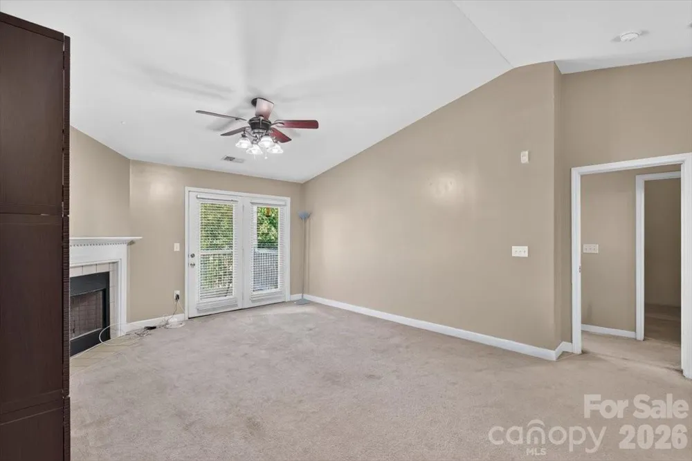 11232 Hyde Pointe Court Charlotte, NC 28262