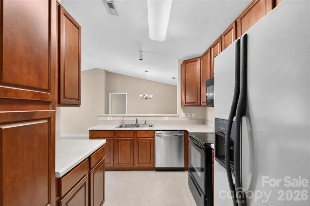11232 Hyde Pointe Court Charlotte, NC 28262
