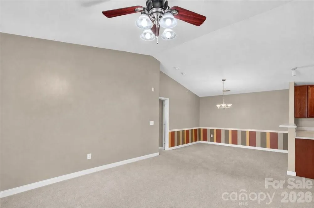 11232 Hyde Pointe Court Charlotte, NC 28262