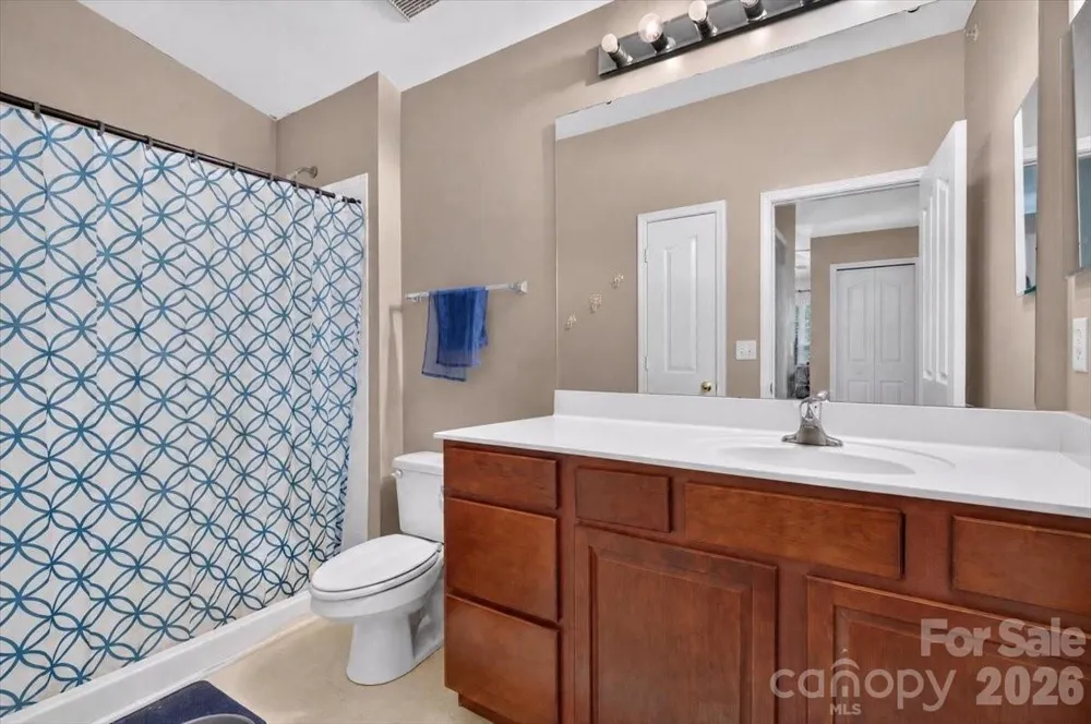 11232 Hyde Pointe Court Charlotte, NC 28262