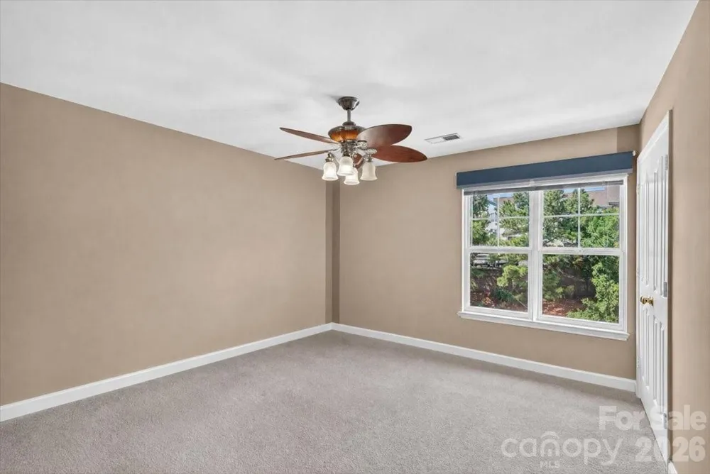 11232 Hyde Pointe Court Charlotte, NC 28262