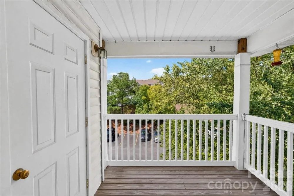 11232 Hyde Pointe Court Charlotte, NC 28262