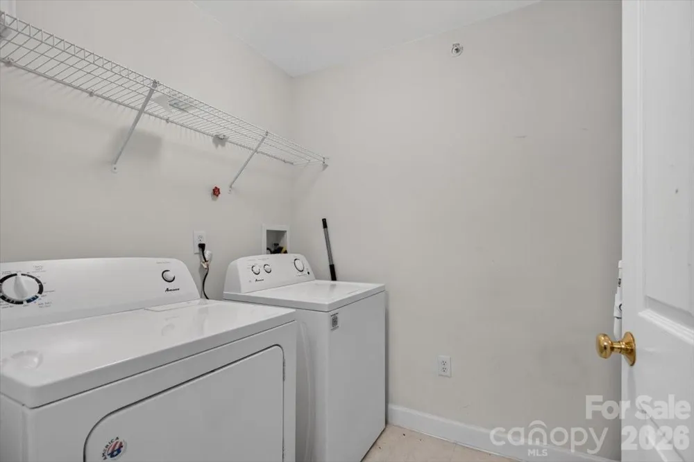 11232 Hyde Pointe Court Charlotte, NC 28262