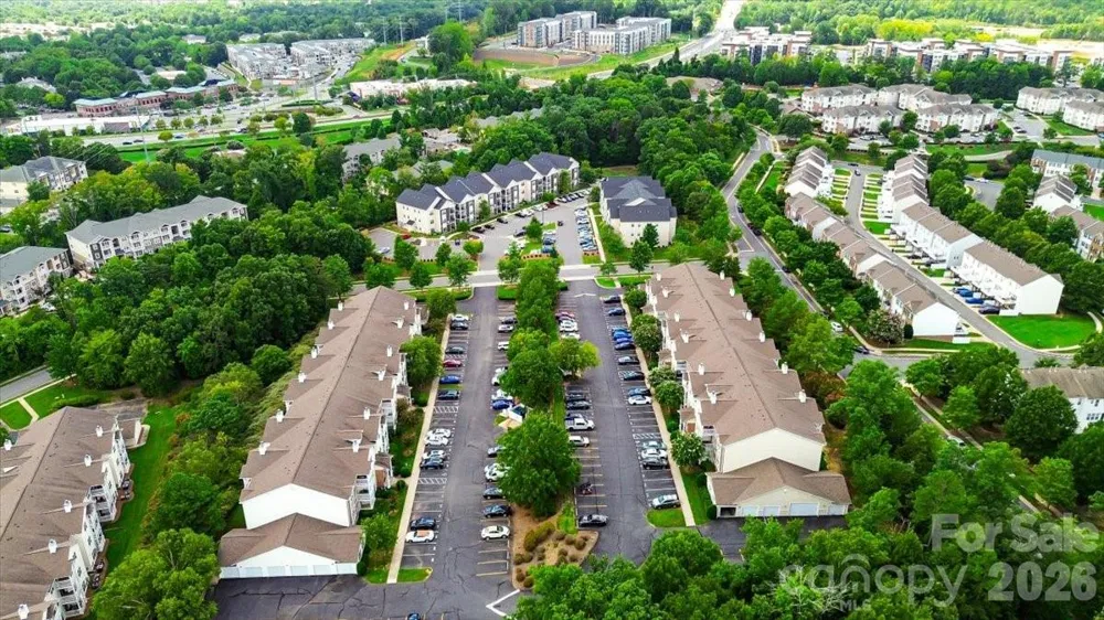 11232 Hyde Pointe Court Charlotte, NC 28262