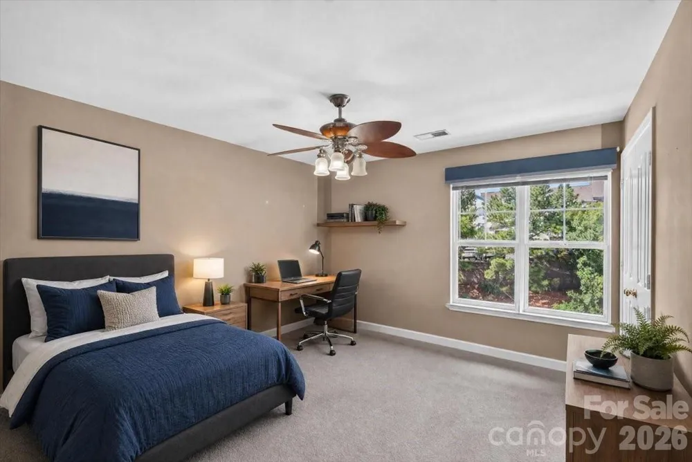 11232 Hyde Pointe Court Charlotte, NC 28262