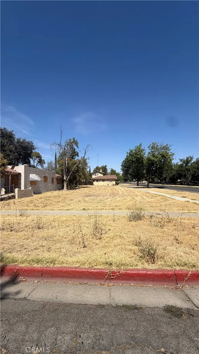 409 W 25th Street Merced, CA 95340