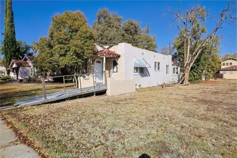 409 W 25th Street
