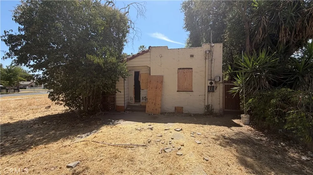 409 W 25th Street Merced, CA 95340