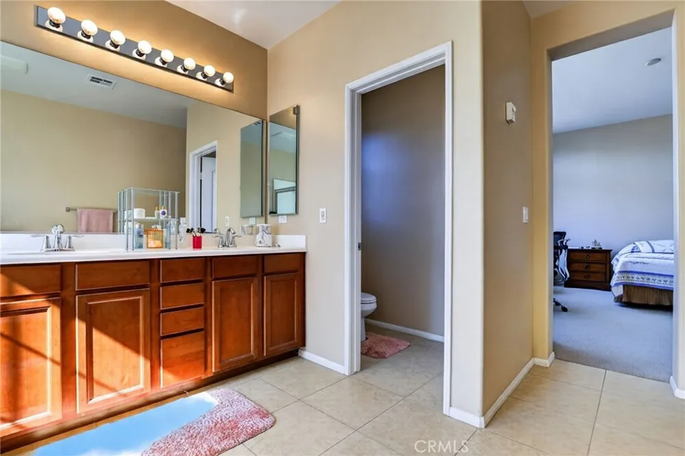 5821 Kingsbury Palmdale, CA 93552