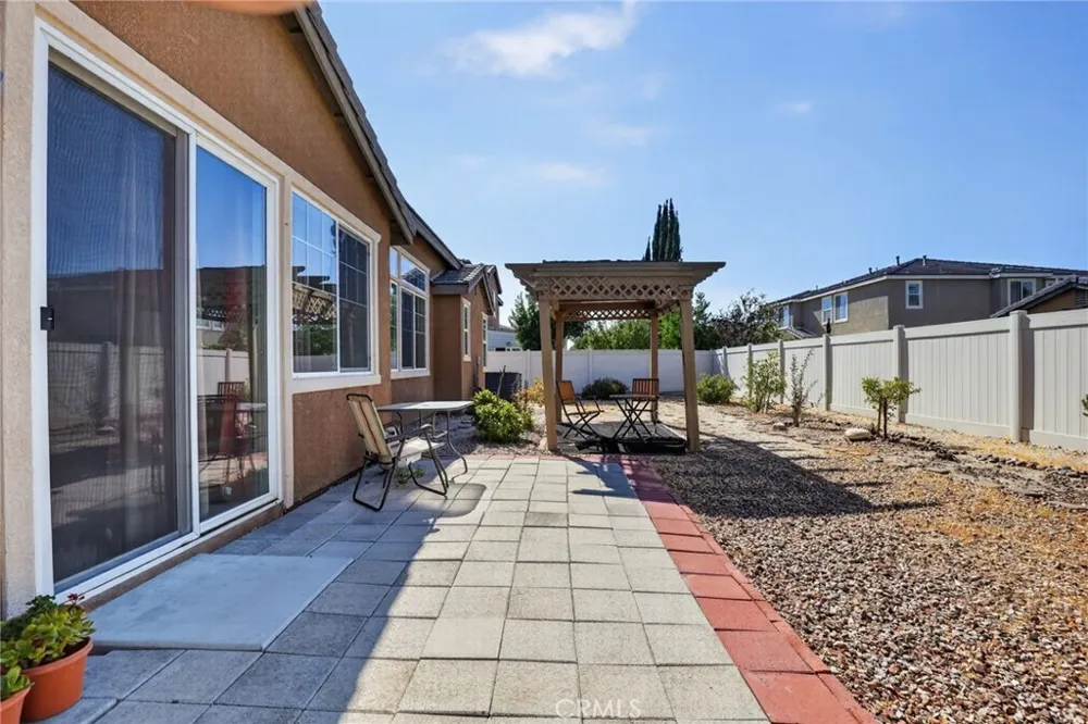 5821 Kingsbury Palmdale, CA 93552