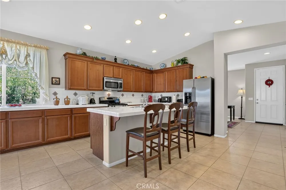 5821 Kingsbury Palmdale, CA 93552