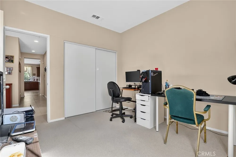 5821 Kingsbury Palmdale, CA 93552