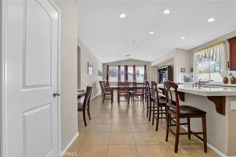 5821 Kingsbury Palmdale, CA 93552