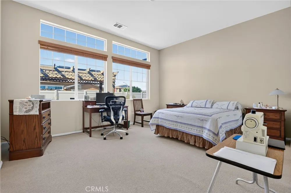 5821 Kingsbury Palmdale, CA 93552
