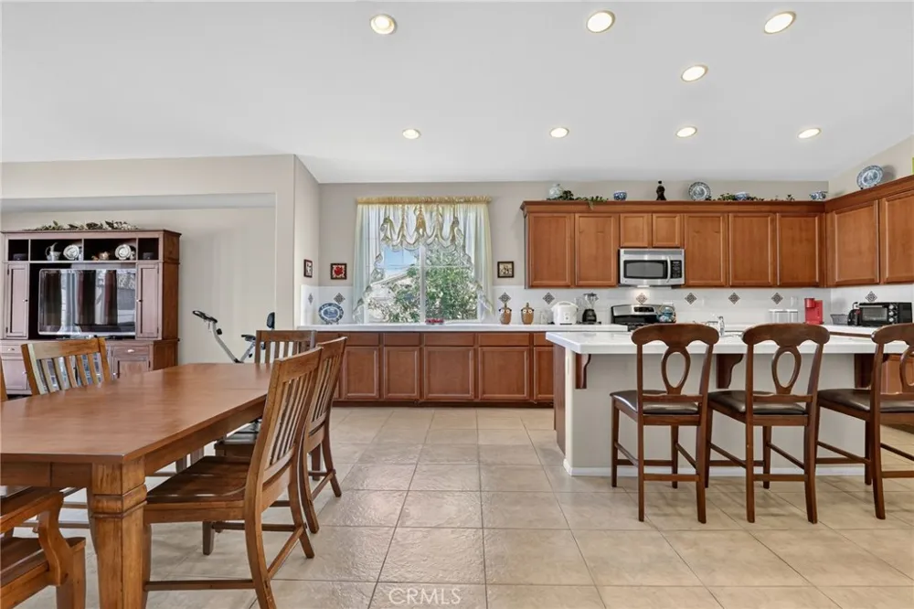 5821 Kingsbury Palmdale, CA 93552