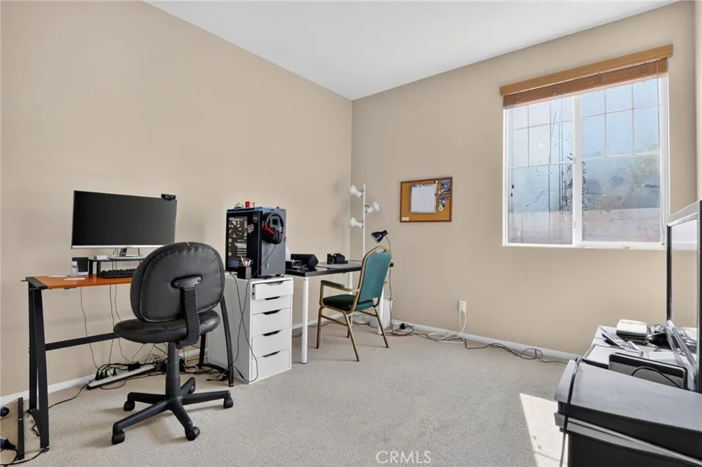 5821 Kingsbury Palmdale, CA 93552