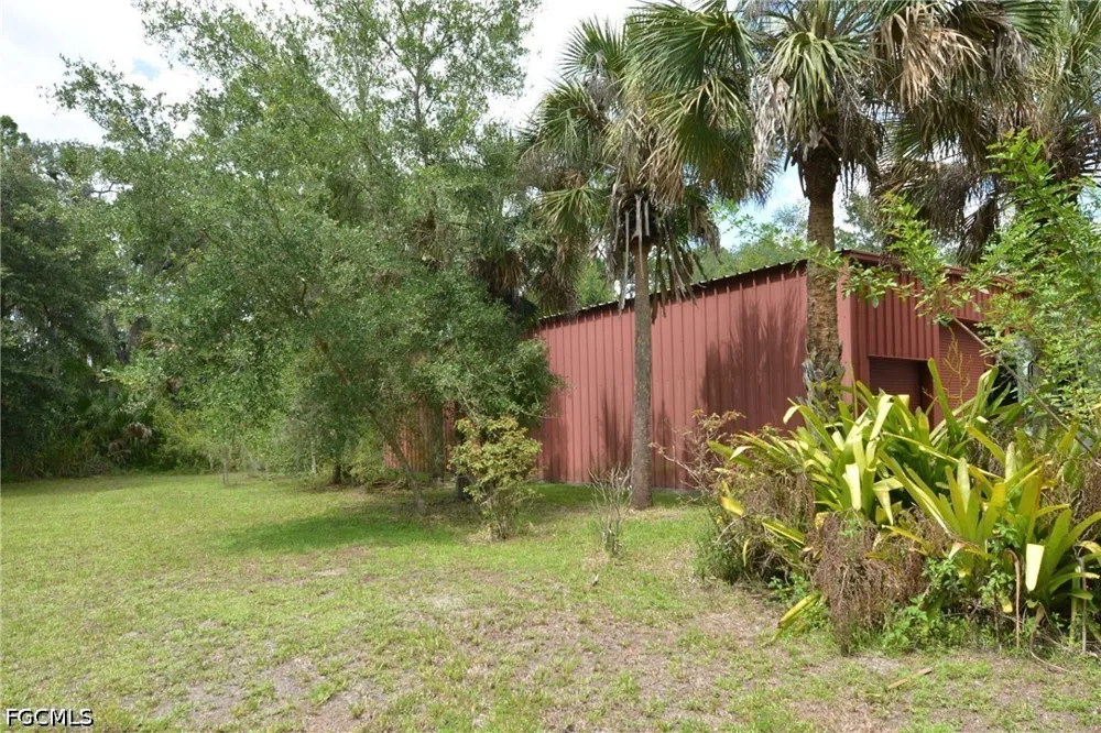Elmwood Drive Alva, FL 33920