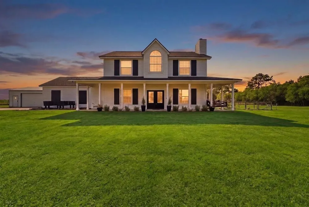 4560 Mcdermand Road China, TX 77713