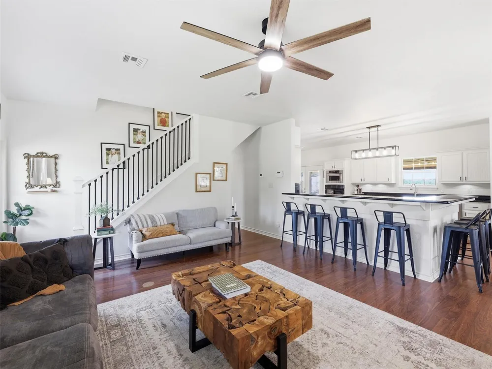 4560 Mcdermand Road China, TX 77713