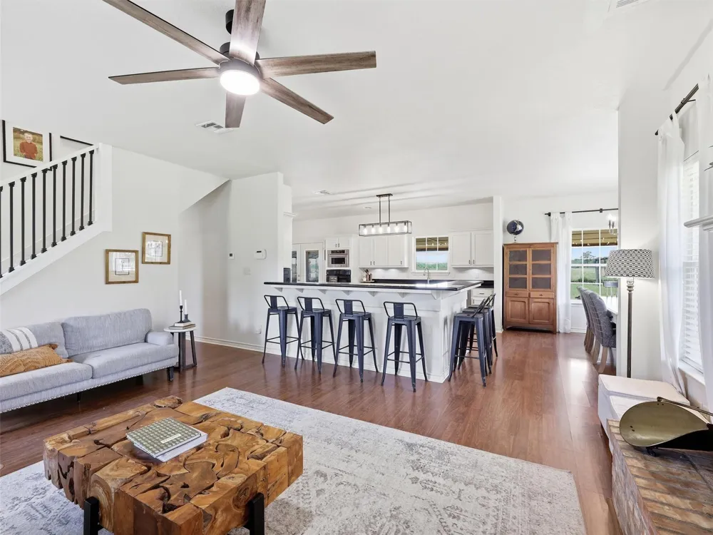 4560 Mcdermand Road China, TX 77713