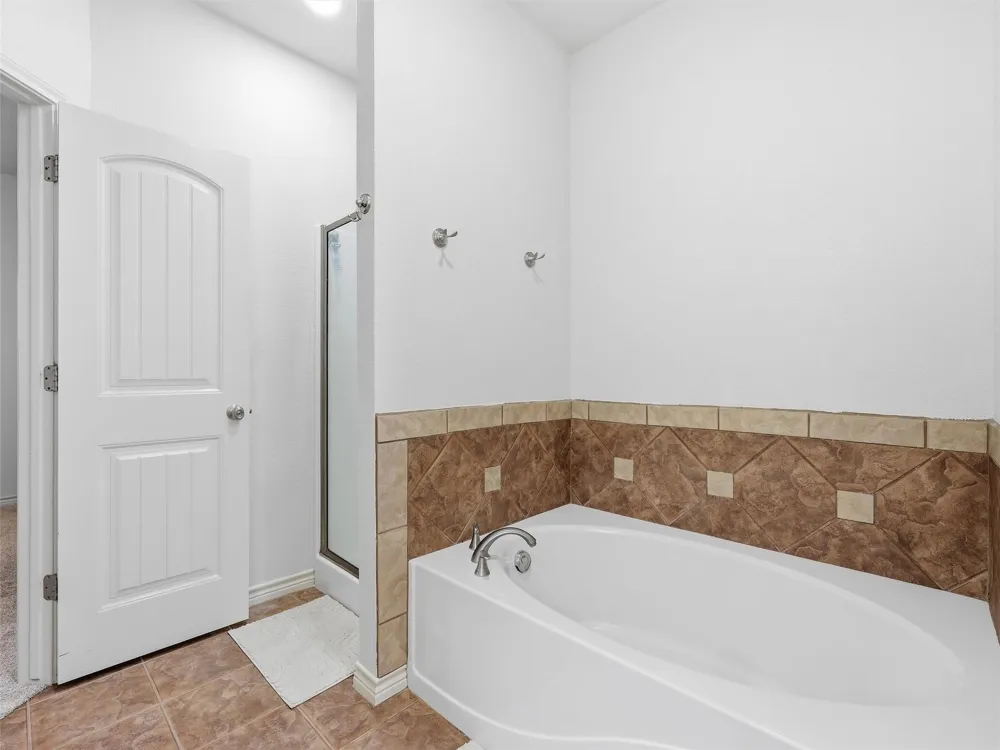4560 Mcdermand Road China, TX 77713