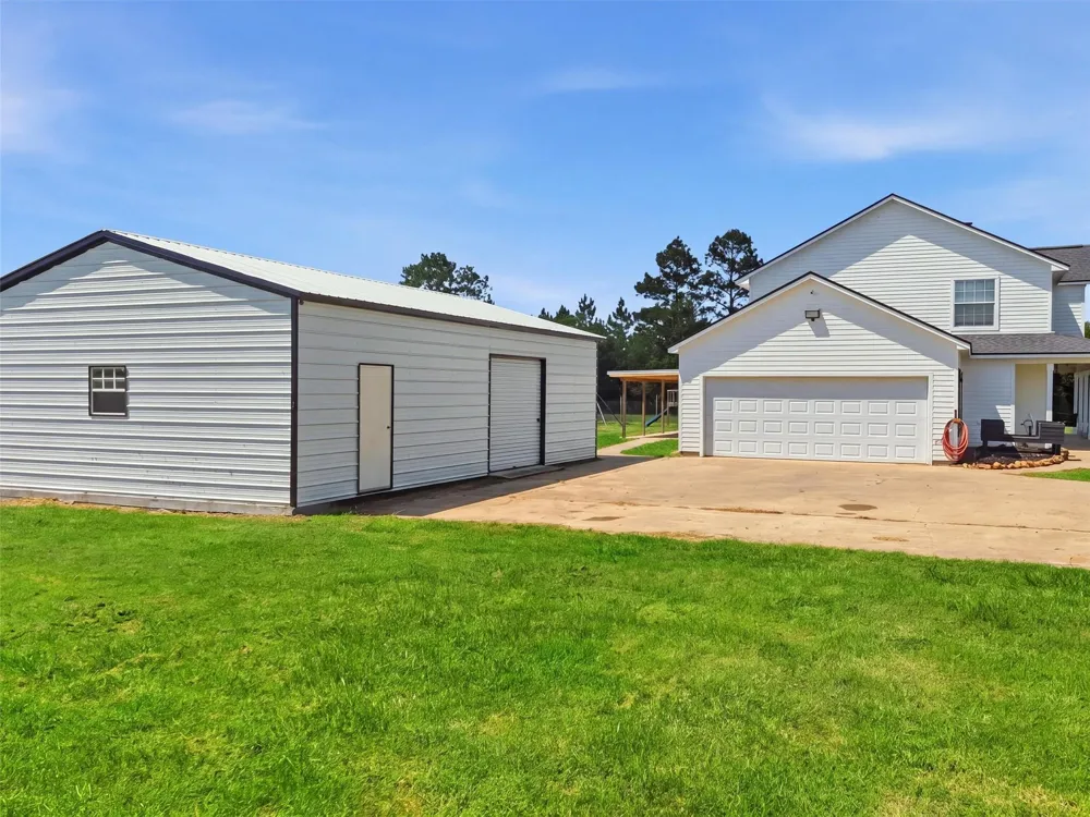 4560 Mcdermand Road China, TX 77713