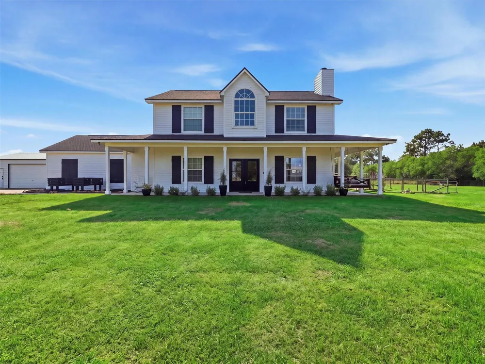 4560 Mcdermand Road China, TX 77713