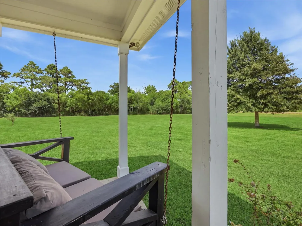 4560 Mcdermand Road China, TX 77713