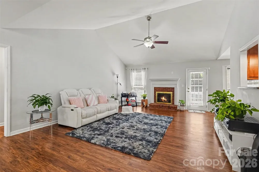 8202 Stevens Mill Road Matthews, NC 28104