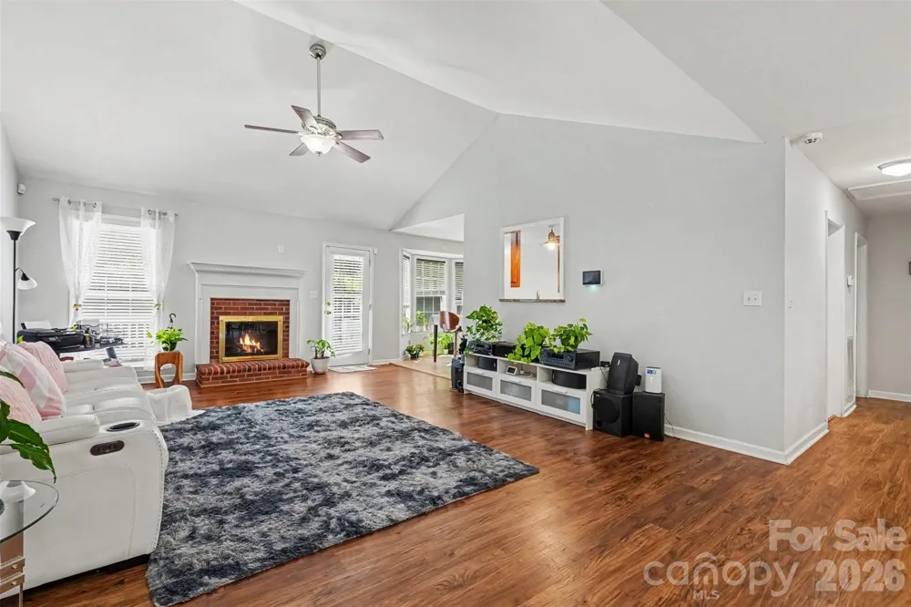 8202 Stevens Mill Road Matthews, NC 28104