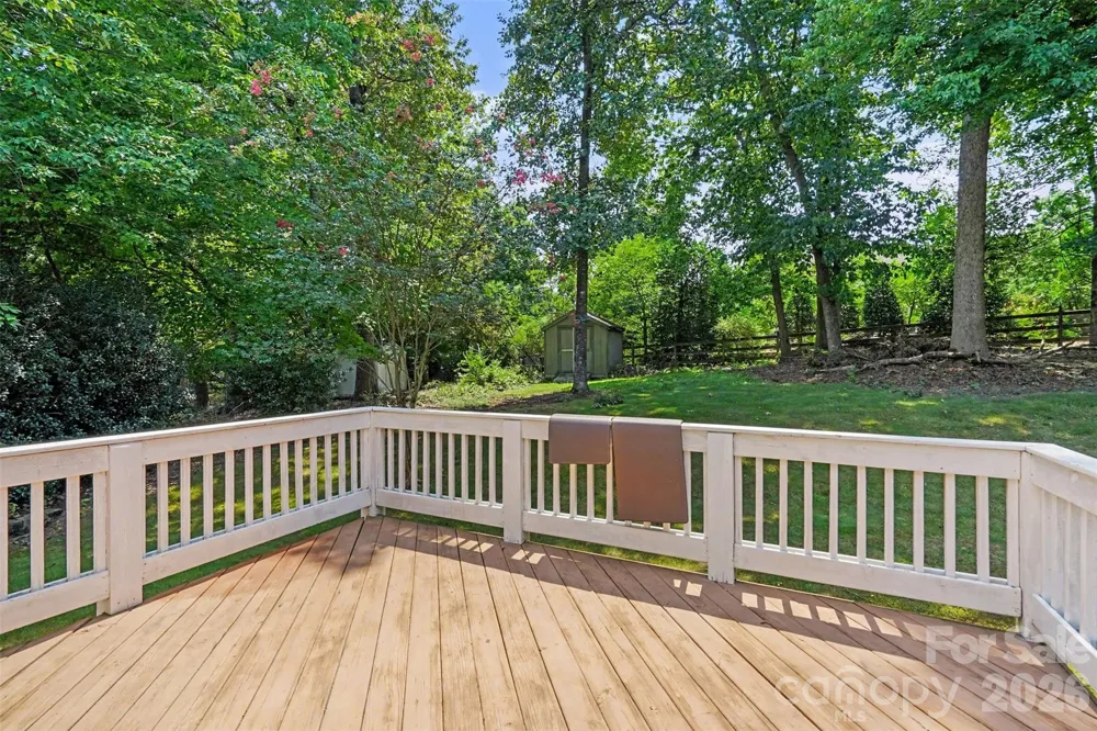 8202 Stevens Mill Road Matthews, NC 28104