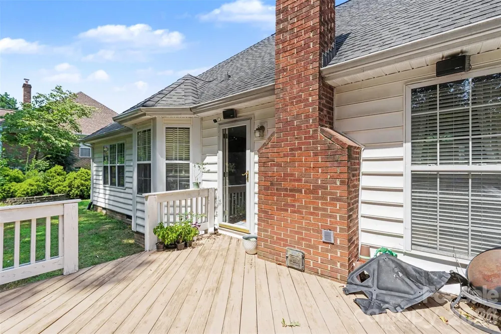 8202 Stevens Mill Road Matthews, NC 28104