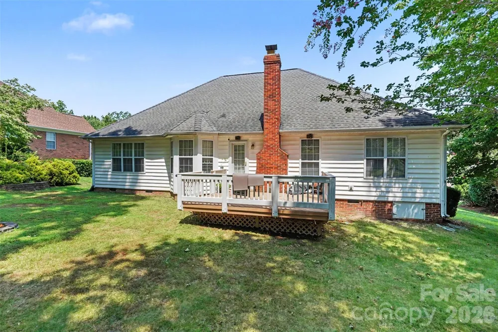 8202 Stevens Mill Road Matthews, NC 28104